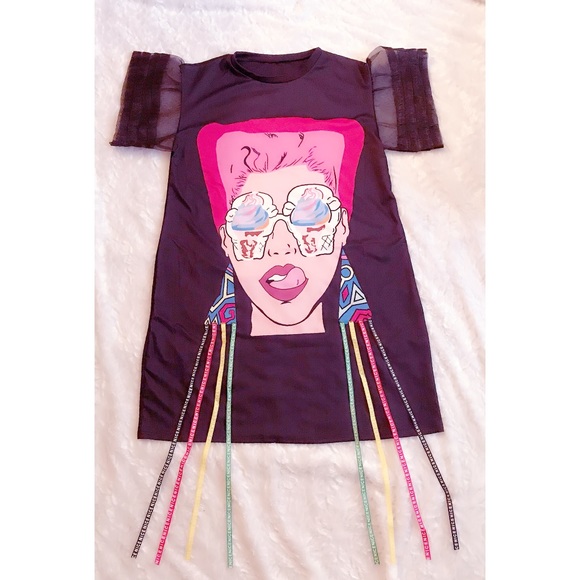 Oversized 3-D T-Shirt Mini Dress-BLK - Picture 3 of 7